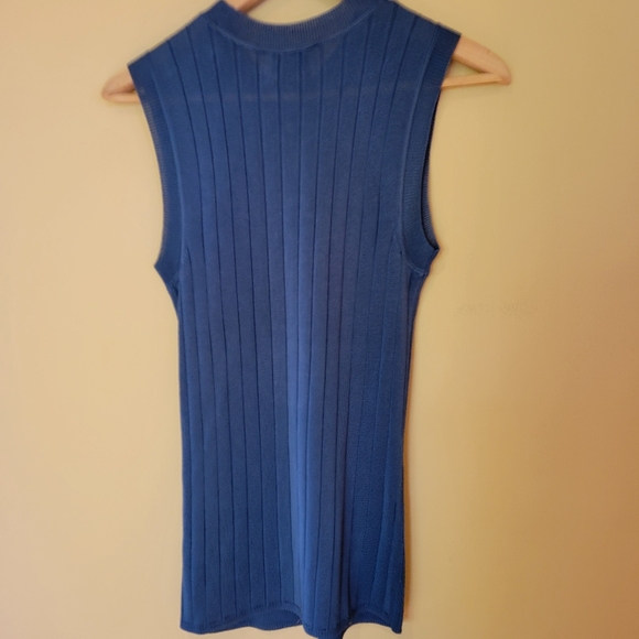 NWT ST. JOHN Steel Blue Sleeveless Knit Sweater sz. Medium - Picture 5 of 6